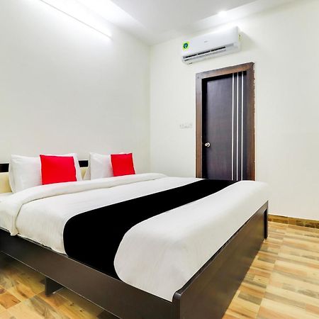 Collection O Pratik Inn Chinhat Exterior foto